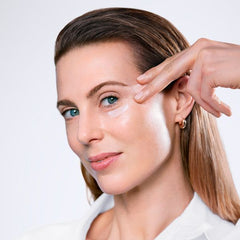 Institut Esthederm Intensive Hyaluronic Serum Yeux Contorno de Ojos